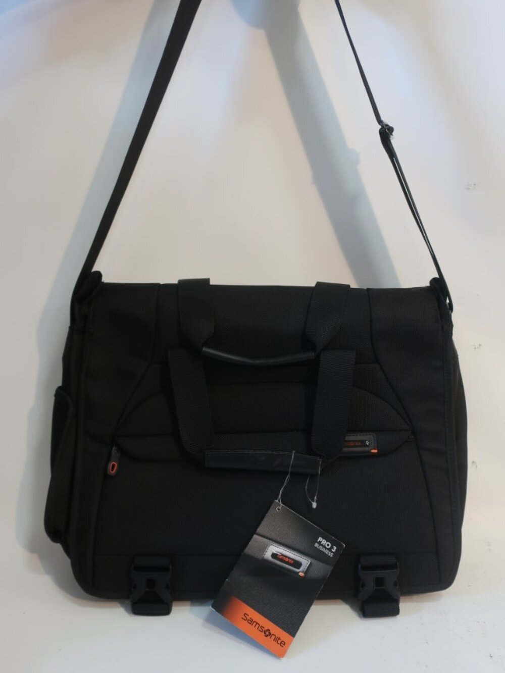 NWT Mens Samsonite Black Orange Pro 3 Business Computer Laptop Messenger Bag